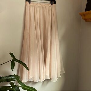 Vintage Cream Satin Flowy Ballerina Maxi Skirt Medium Coquette‎ Feminine Cottage